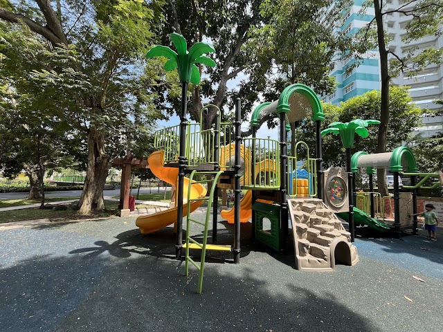 Blk 77 Whampoa Lorong Limau Playground
