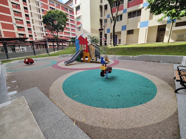 Playground between 220 & 215