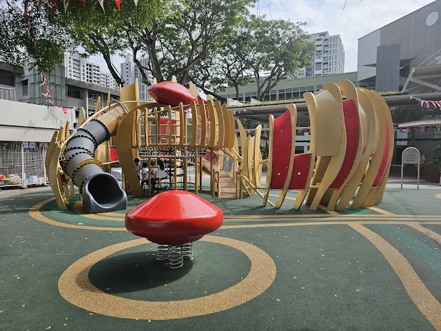711 Playground