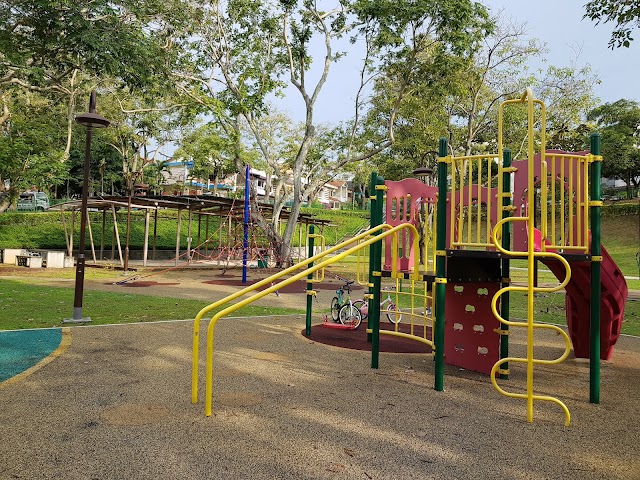 Lucky Gardens Playground