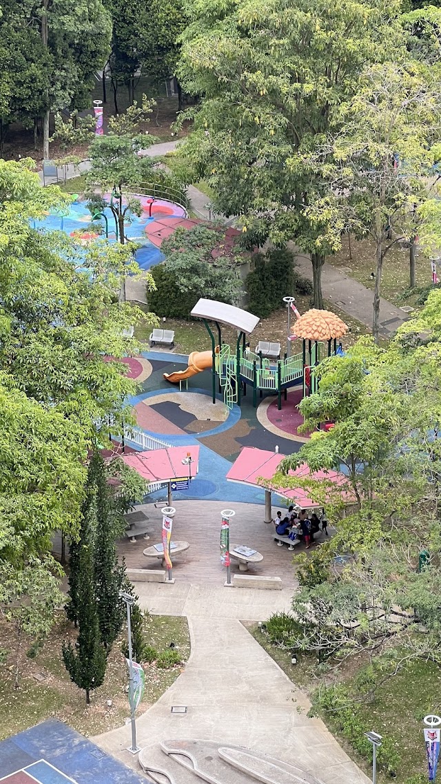 Jelutong Harbour Water Playground — second view