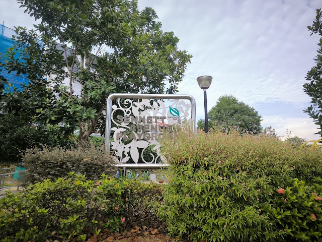 Sennett Avenue Playground — second view
