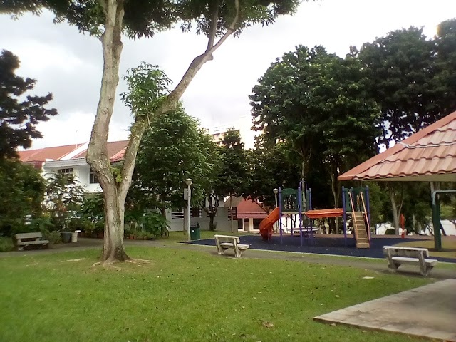 Yio Chu Kang Gardens Playground — second view