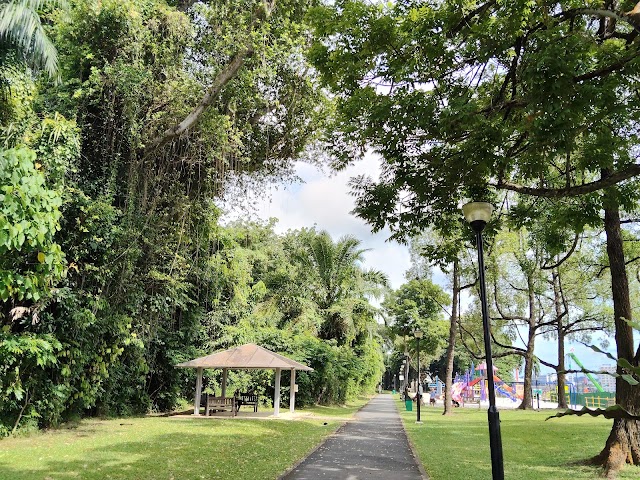 Ang Mo Kio Town Garden West Playground — second view