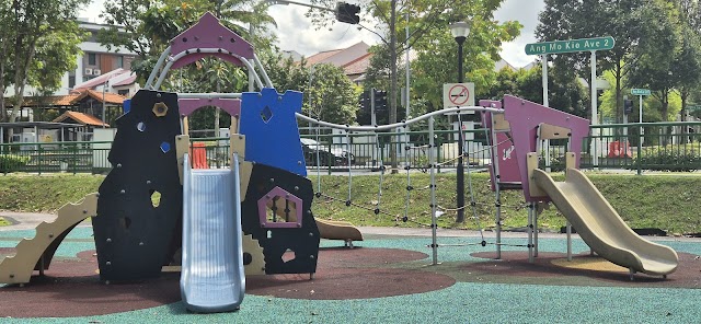 Saint Nicholas View Playground