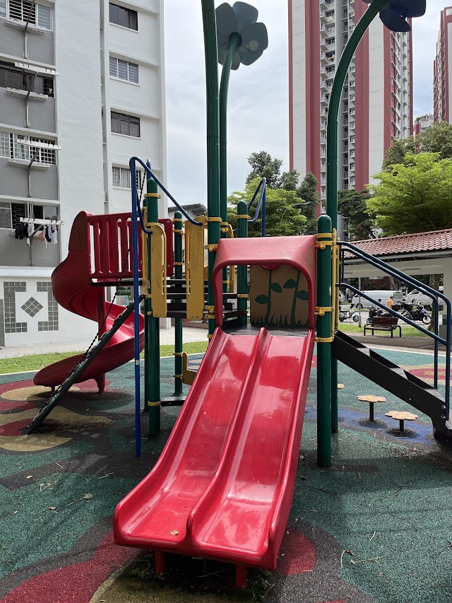 Playground - Blk 229/230 Ang Mo Kio Ave 3