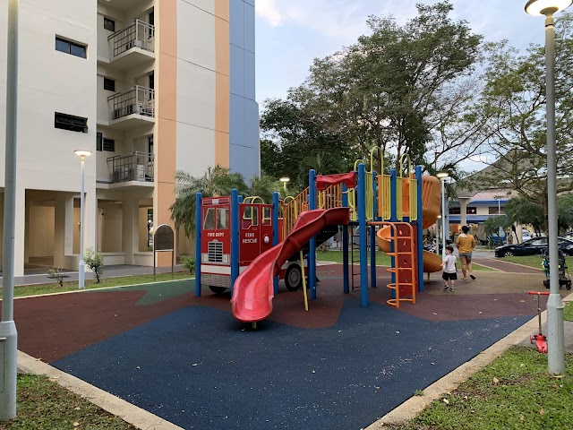 262 Sengkang E Way Playground