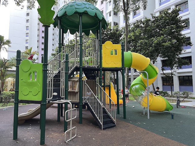 Playground - Blk 315A Ang Mo Kio St 31 — second view