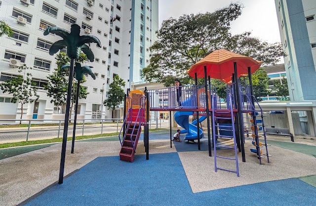 Tree House Blk 233 Playground — second view