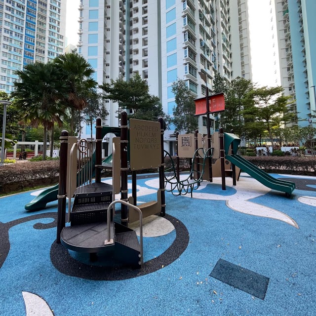 Block 39 The River Vista Playground — second view