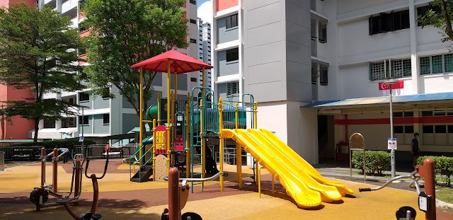 Playground - Blk 334 Clementi Ave 2