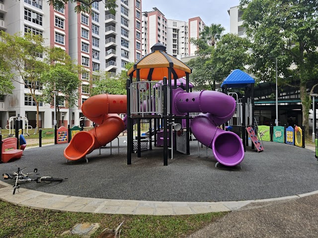 Blk 985B Playground