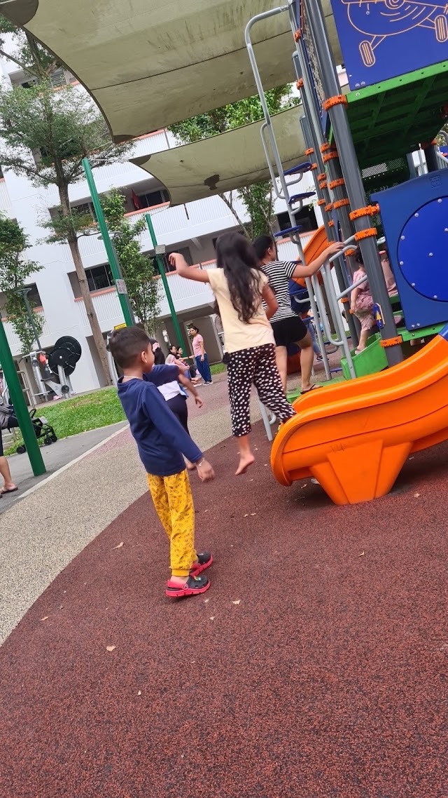 Hong Kah playground, Jurong West — second view