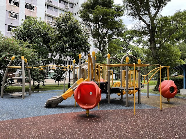 Playground - Blk 220 Toa Payoh Lor 8