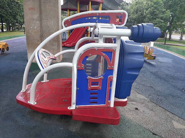 Spaceship playground — second view
