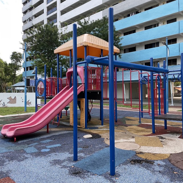 64 Kolam Ayer Playground — second view