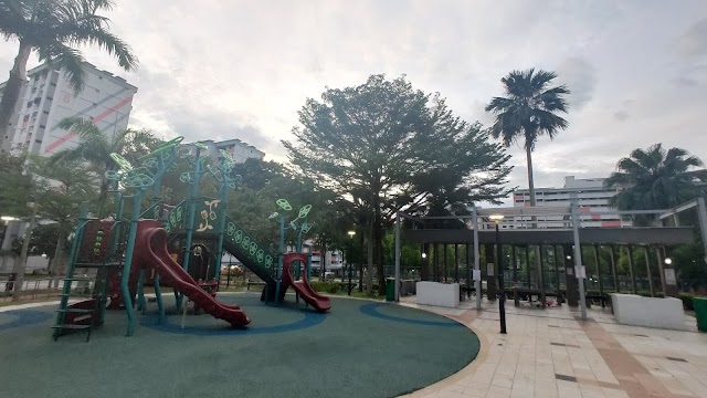Playground @ Blk 334