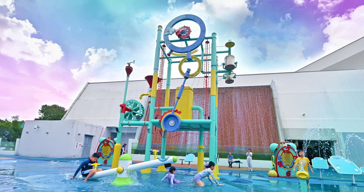 Water Clock Tower and splash area at Science Centre Singapore Waterworks